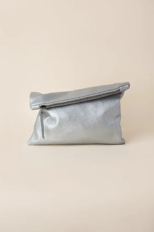 Steel Clutch | Soft Silver